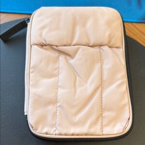 CALPAK Luka Zippered Passport Wallet - Rose Quartz